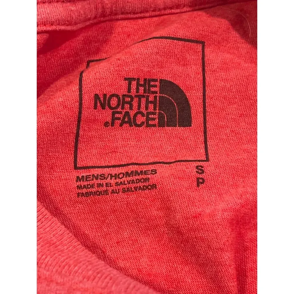 The North Face Men’s Bear On The Move Standard-Fit Graphic T-Shirt Size S Red